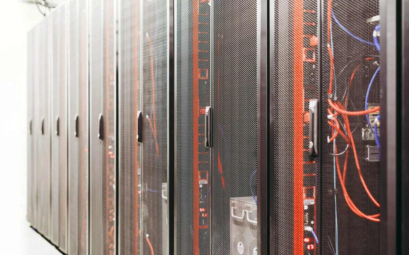 Historisk utveckling av VMware ESXi och servervirtualisering